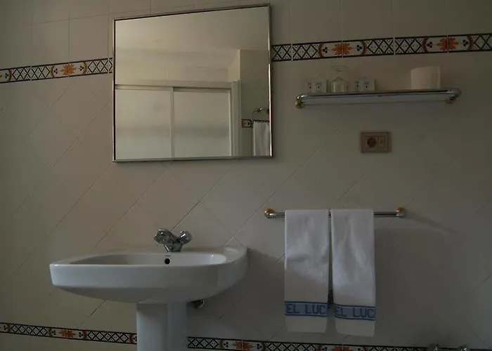 Hotel Llucena *